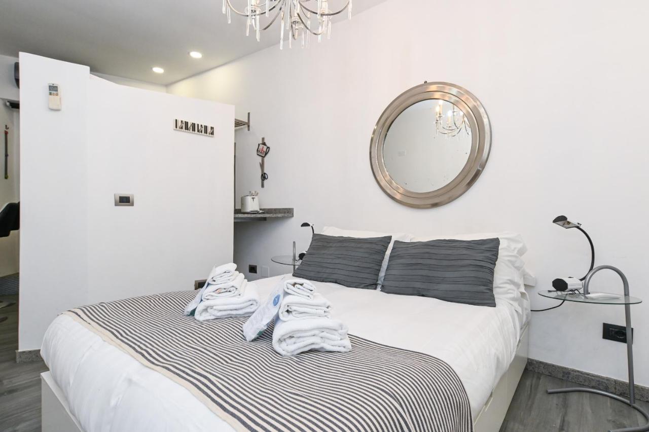 The Essential Trastevere Design Studio Rome Extérieur photo