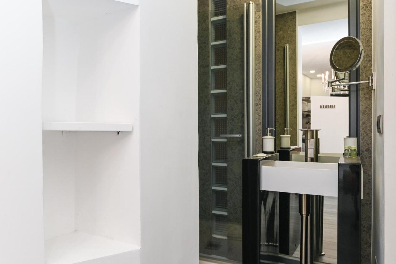 The Essential Trastevere Design Studio Rome Extérieur photo