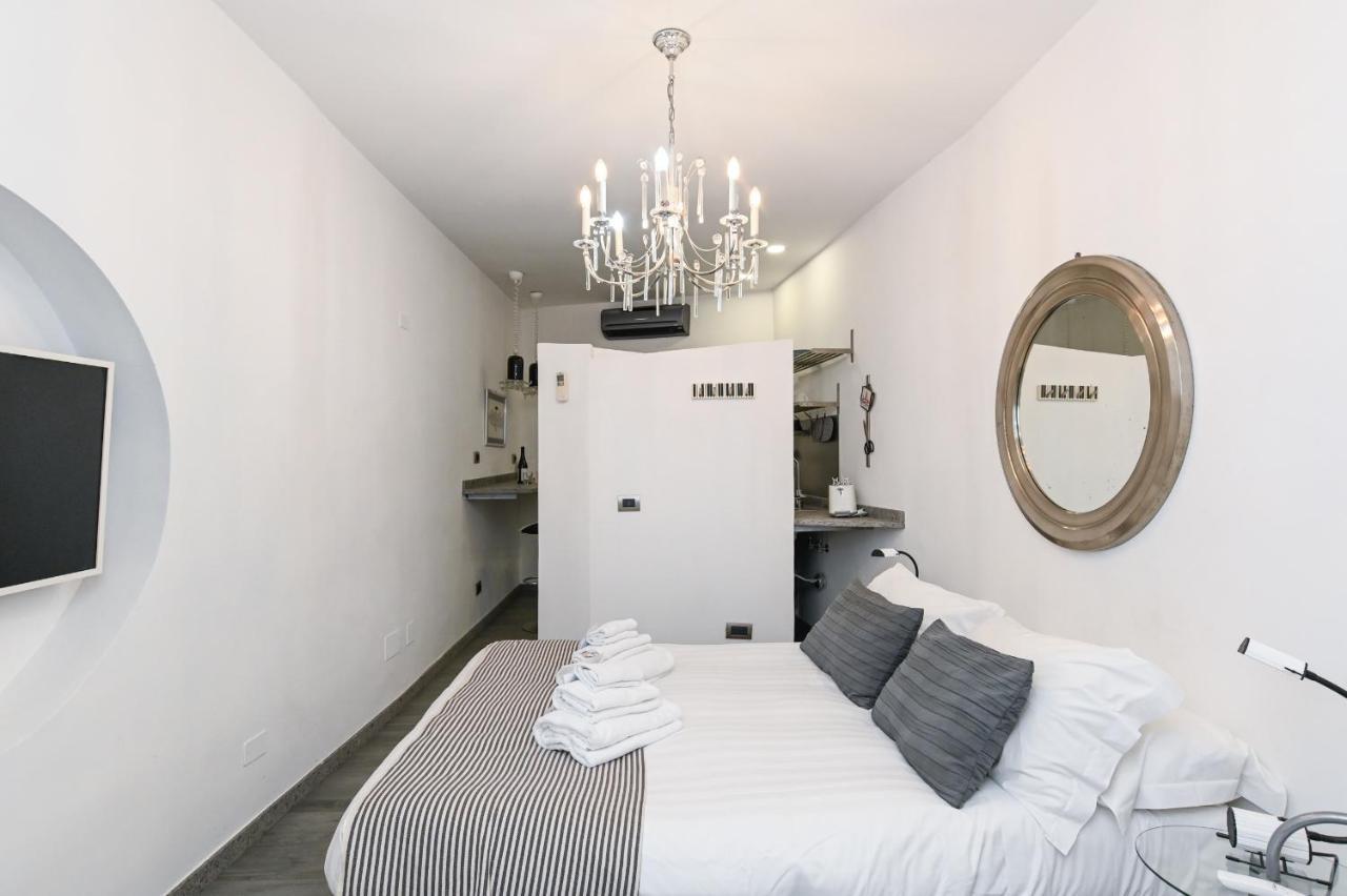 The Essential Trastevere Design Studio Rome Extérieur photo
